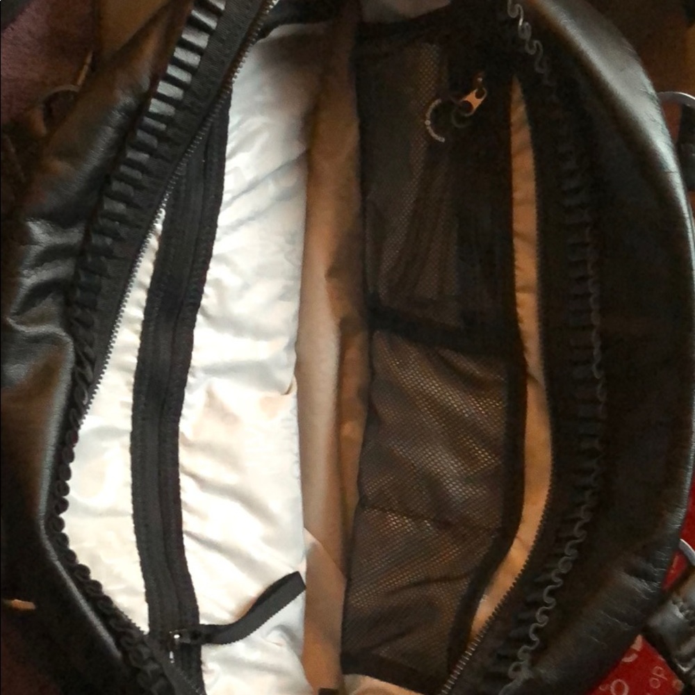Lululemon gym bag - Picture 3 of 4